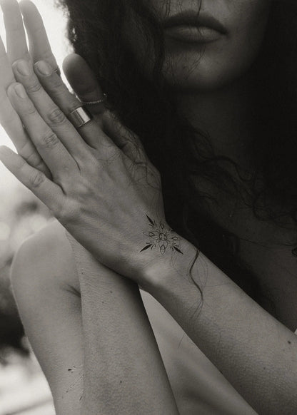 Set 7 tatuaje temporare Ac unic