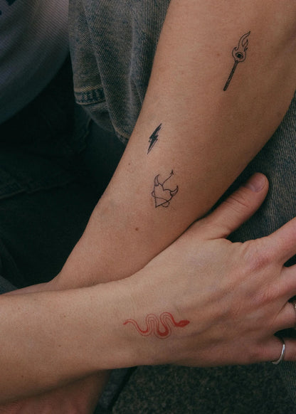 Set 20 tatuaje temporare Mâzgălitură